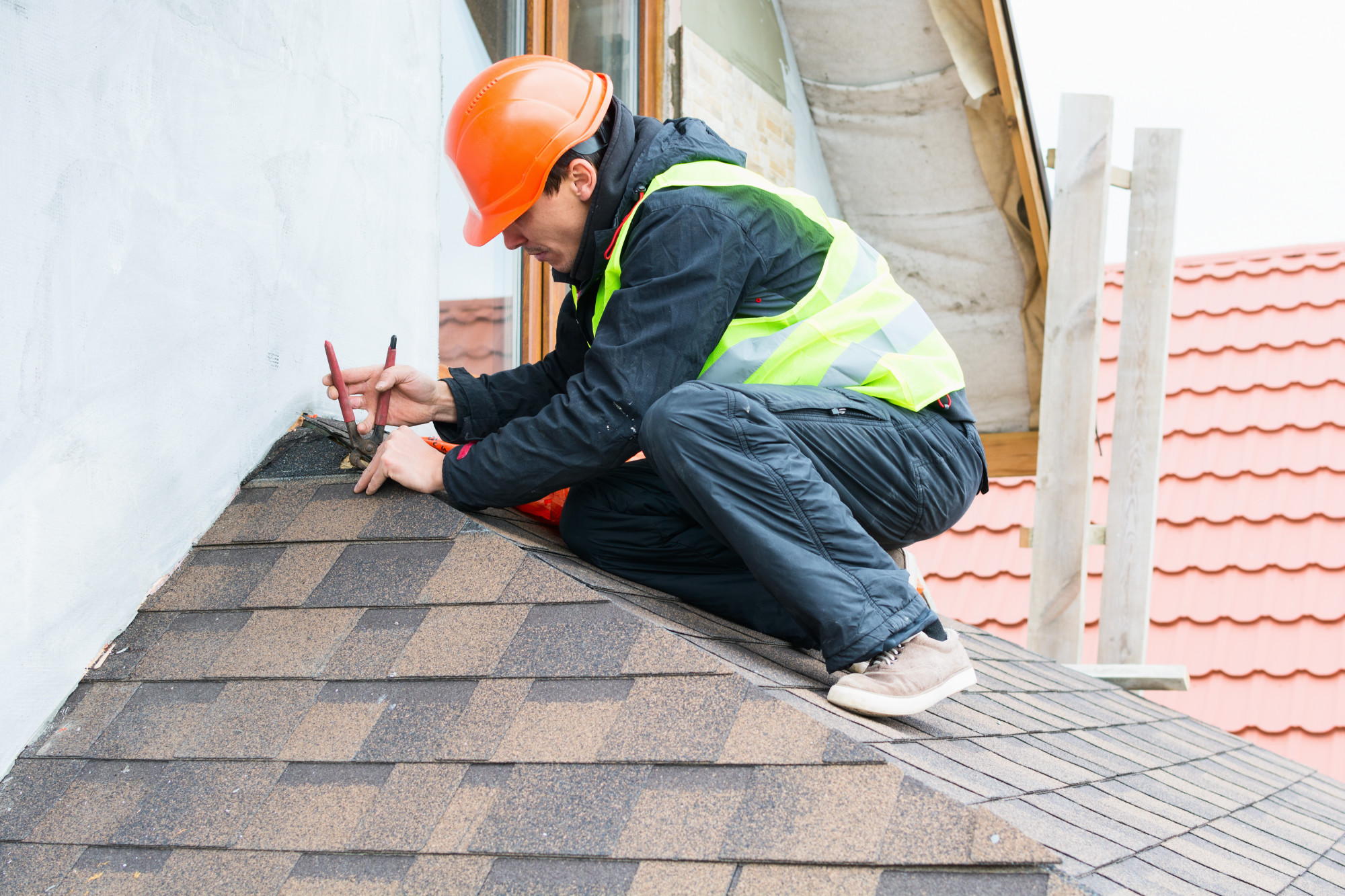 24/7 Local Roofers in New Orleans, LA: Comprehensive Roofing Services for Repair, Replacement, Installation, and Maintenance